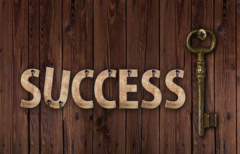 Featured Image for Post: Defining Success in Life: 10 Keys to Success
